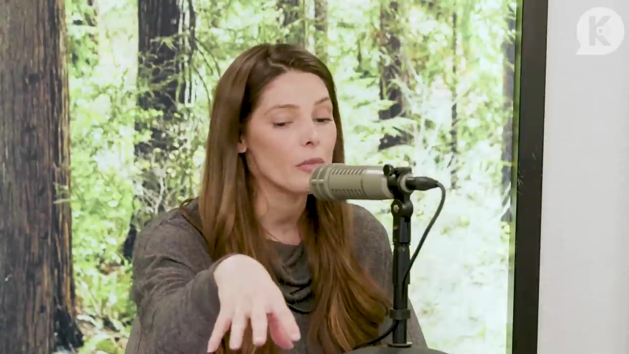 Ashley-Greene-dot-nl_TheTwilightEffect-TwilightCostumeDesignerWendyChuck0761.jpg Ashley-Greene-dot-nl_TheTwilightEffect-TwilightCostumeDesignerWendyChuck0761.jpg