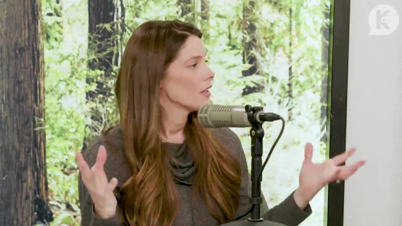 Ashley-Greene-dot-nl_TheTwilightEffect-TwilightCostumeDesignerWendyChuck0771.jpg Ashley-Greene-dot-nl_TheTwilightEffect-TwilightCostumeDesignerWendyChuck0771.jpg