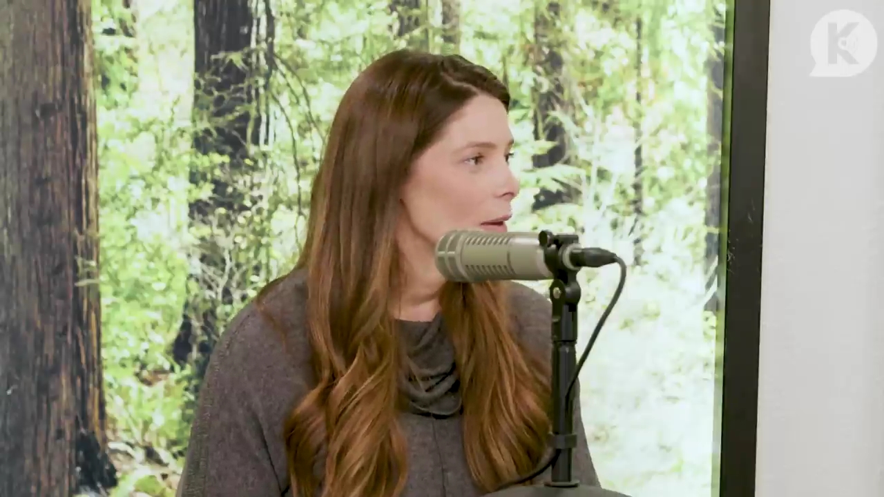 Ashley-Greene-dot-nl_TheTwilightEffect-TwilightCostumeDesignerWendyChuck0838.jpg Ashley-Greene-dot-nl_TheTwilightEffect-TwilightCostumeDesignerWendyChuck0838.jpg