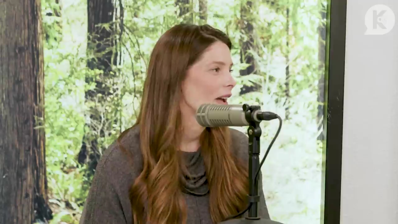 Ashley-Greene-dot-nl_TheTwilightEffect-TwilightCostumeDesignerWendyChuck0844.jpg Ashley-Greene-dot-nl_TheTwilightEffect-TwilightCostumeDesignerWendyChuck0844.jpg