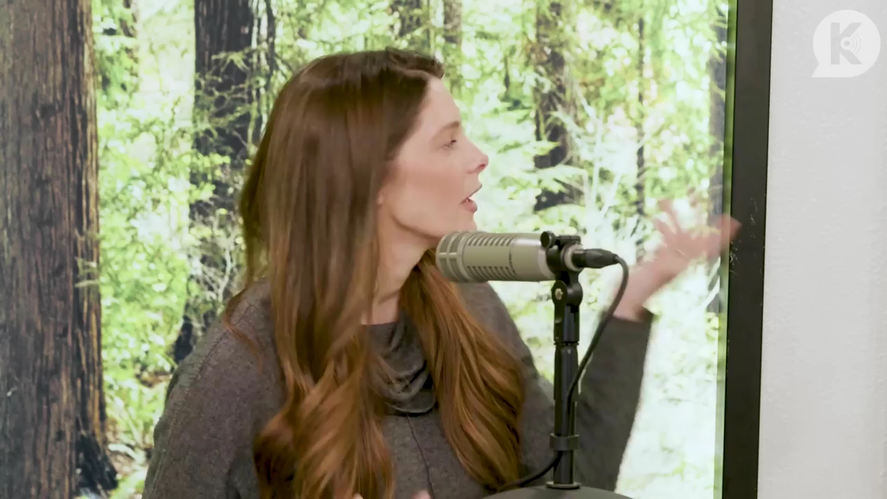 Ashley-Greene-dot-nl_TheTwilightEffect-TwilightCostumeDesignerWendyChuck0850.jpg Ashley-Greene-dot-nl_TheTwilightEffect-TwilightCostumeDesignerWendyChuck0850.jpg