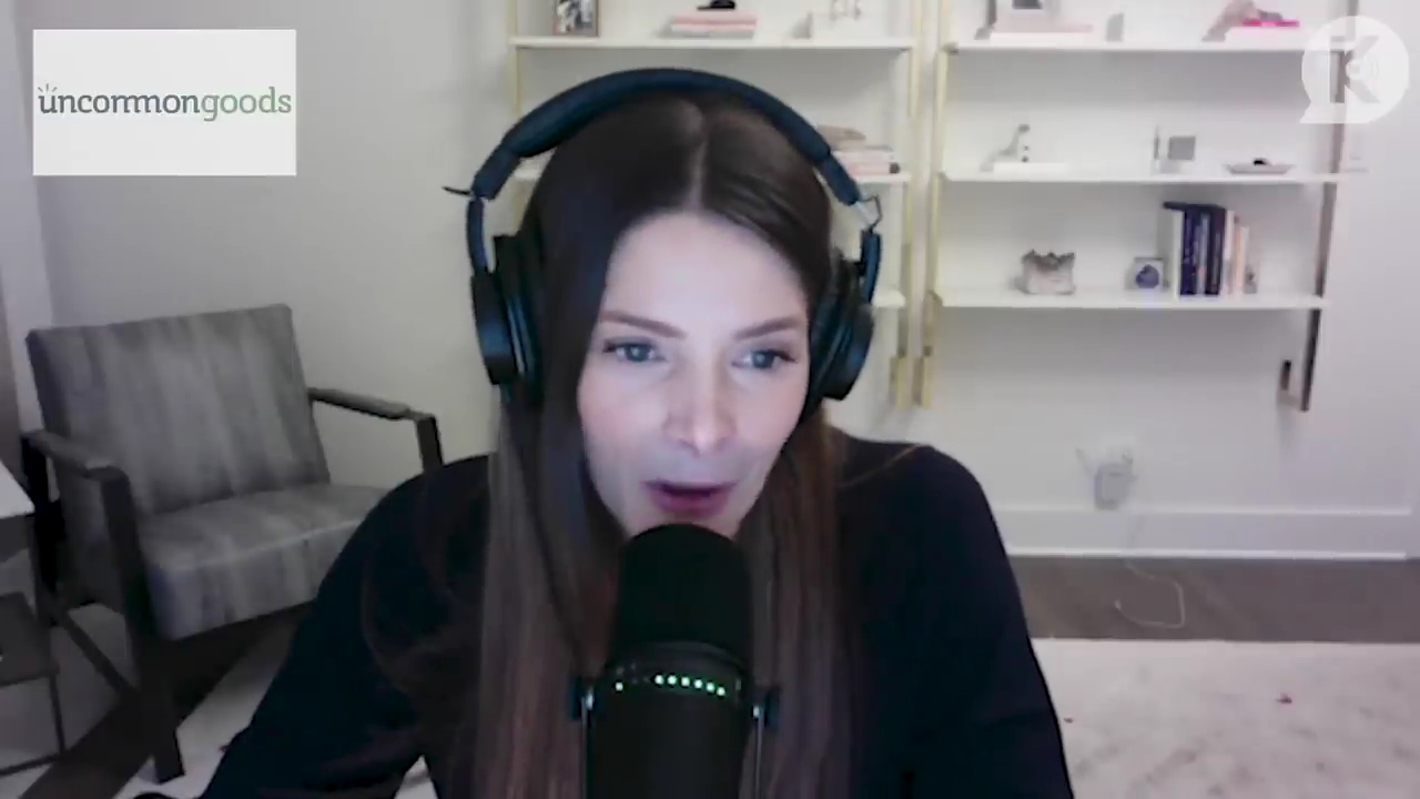 Ashley-Greene-dot-nl_TheTwilightEffect-TwilightCostumeDesignerWendyChuck0925.jpg Ashley-Greene-dot-nl_TheTwilightEffect-TwilightCostumeDesignerWendyChuck0925.jpg