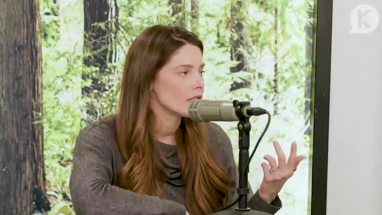 Ashley-Greene-dot-nl_TheTwilightEffect-TwilightCostumeDesignerWendyChuck1021.jpg Ashley-Greene-dot-nl_TheTwilightEffect-TwilightCostumeDesignerWendyChuck1021.jpg