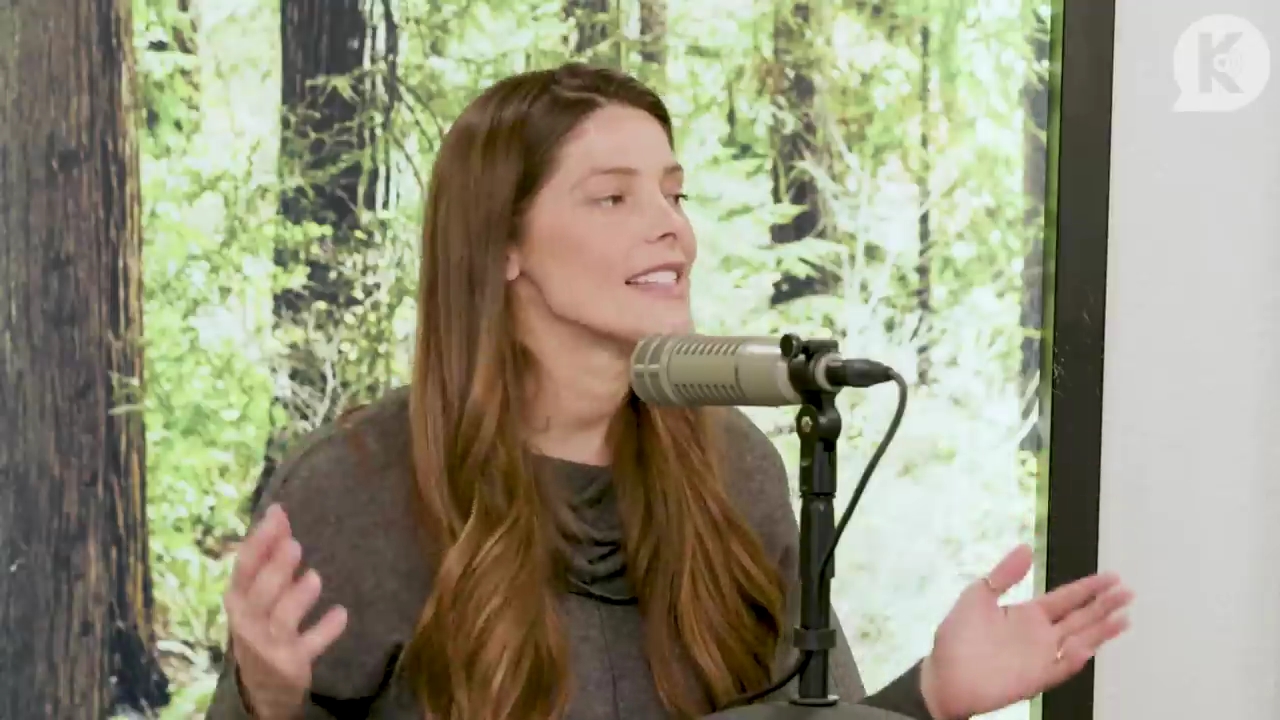 Ashley-Greene-dot-nl_TheTwilightEffect-TwilightCostumeDesignerWendyChuck1023.jpg Ashley-Greene-dot-nl_TheTwilightEffect-TwilightCostumeDesignerWendyChuck1023.jpg