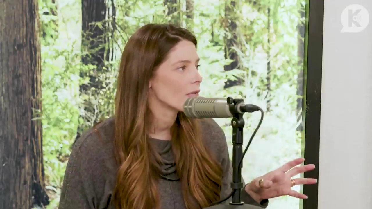 Ashley-Greene-dot-nl_TheTwilightEffect-TwilightCostumeDesignerWendyChuck1025.jpg Ashley-Greene-dot-nl_TheTwilightEffect-TwilightCostumeDesignerWendyChuck1025.jpg