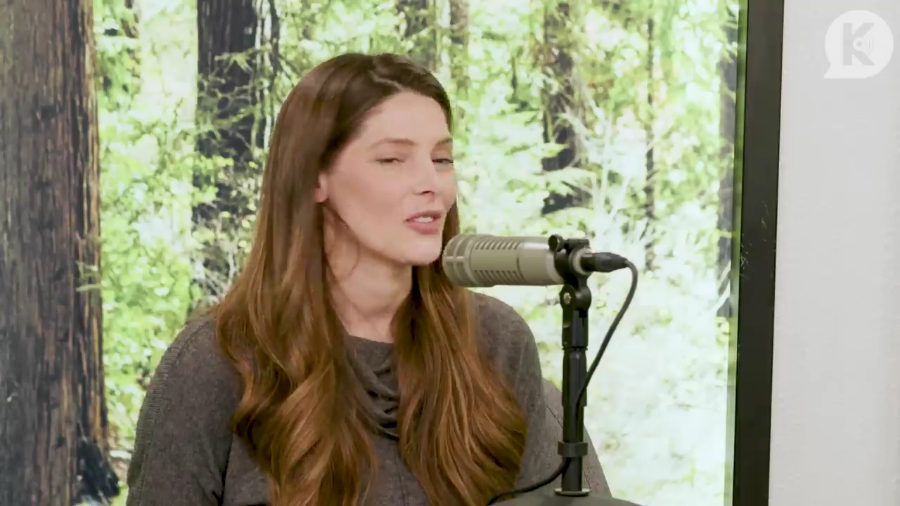 Ashley-Greene-dot-nl_TheTwilightEffect-TwilightCostumeDesignerWendyChuck1547.jpg Ashley-Greene-dot-nl_TheTwilightEffect-TwilightCostumeDesignerWendyChuck1547.jpg