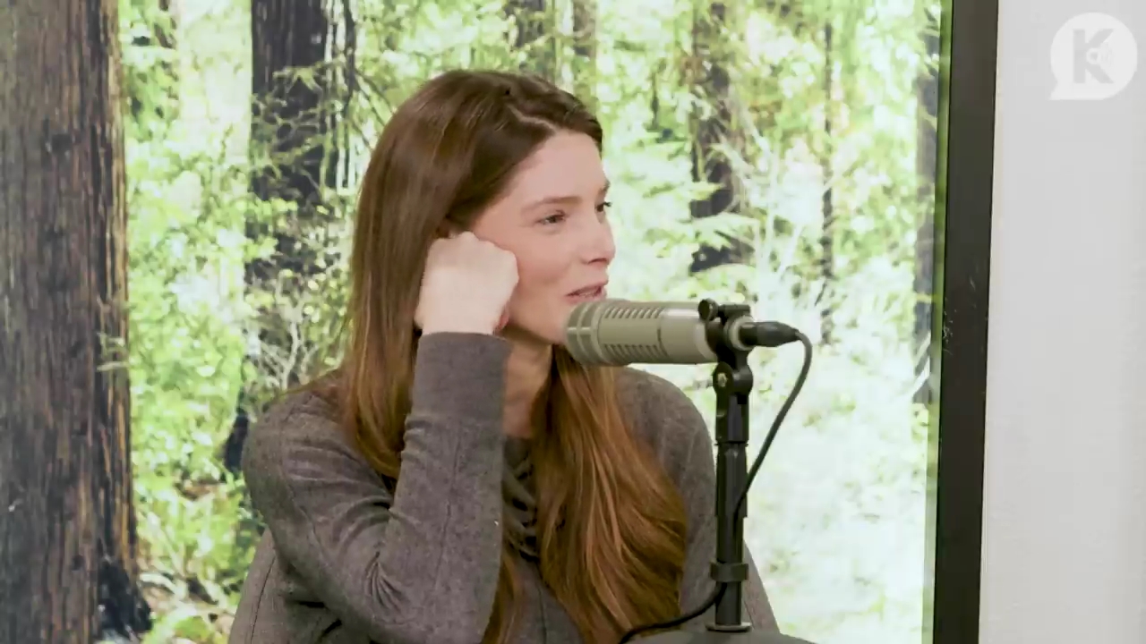 Ashley-Greene-dot-nl_TheTwilightEffect-TwilightCostumeDesignerWendyChuck1562.jpg Ashley-Greene-dot-nl_TheTwilightEffect-TwilightCostumeDesignerWendyChuck1562.jpg