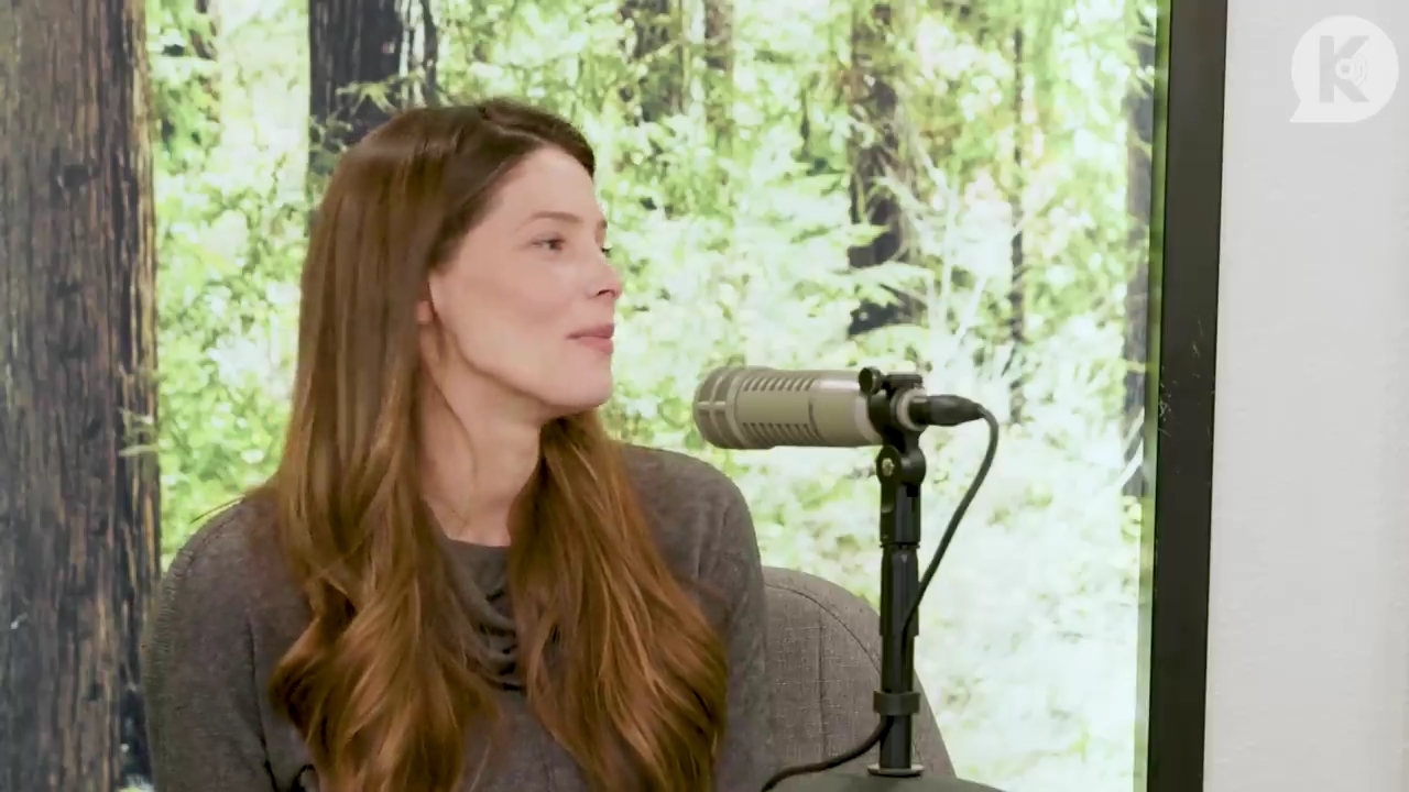 Ashley-Greene-dot-nl_TheTwilightEffect-TwilightCostumeDesignerWendyChuck1610.jpg Ashley-Greene-dot-nl_TheTwilightEffect-TwilightCostumeDesignerWendyChuck1610.jpg