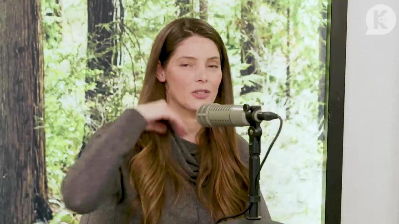 Ashley-Greene-dot-nl_TheTwilightEffect-TwilightCostumeDesignerWendyChuck1813.jpg Ashley-Greene-dot-nl_TheTwilightEffect-TwilightCostumeDesignerWendyChuck1813.jpg