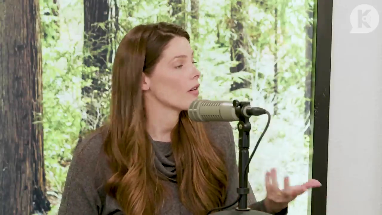 Ashley-Greene-dot-nl_TheTwilightEffect-TwilightCostumeDesignerWendyChuck1868.jpg Ashley-Greene-dot-nl_TheTwilightEffect-TwilightCostumeDesignerWendyChuck1868.jpg