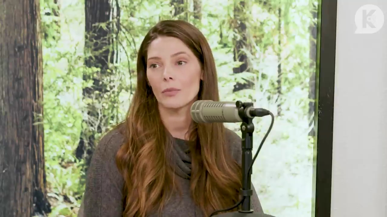 Ashley-Greene-dot-nl_TheTwilightEffect-TwilightCostumeDesignerWendyChuck1933.jpg Ashley-Greene-dot-nl_TheTwilightEffect-TwilightCostumeDesignerWendyChuck1933.jpg