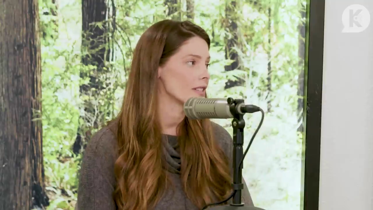 Ashley-Greene-dot-nl_TheTwilightEffect-TwilightCostumeDesignerWendyChuck1934.jpg Ashley-Greene-dot-nl_TheTwilightEffect-TwilightCostumeDesignerWendyChuck1934.jpg