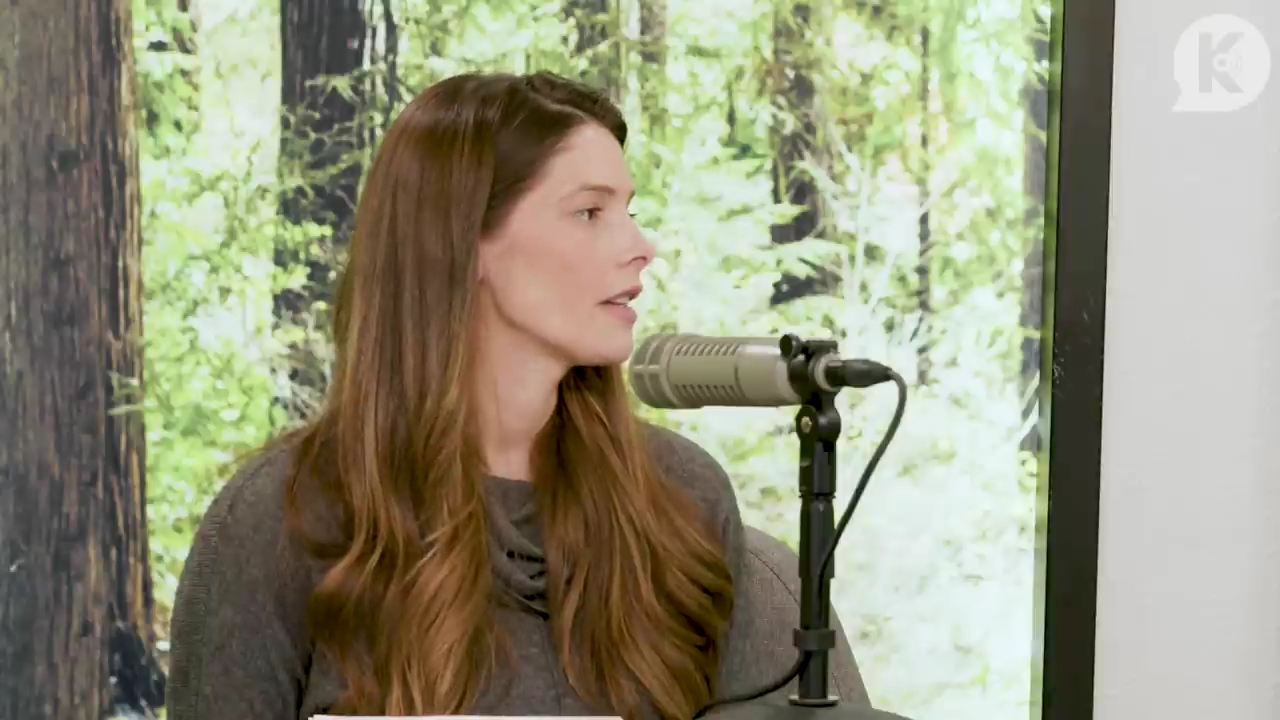 Ashley-Greene-dot-nl_TheTwilightEffect-TwilightCostumeDesignerWendyChuck2020.jpg Ashley-Greene-dot-nl_TheTwilightEffect-TwilightCostumeDesignerWendyChuck2020.jpg