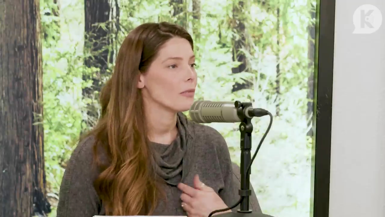 Ashley-Greene-dot-nl_TheTwilightEffect-TwilightCostumeDesignerWendyChuck2044.jpg Ashley-Greene-dot-nl_TheTwilightEffect-TwilightCostumeDesignerWendyChuck2044.jpg