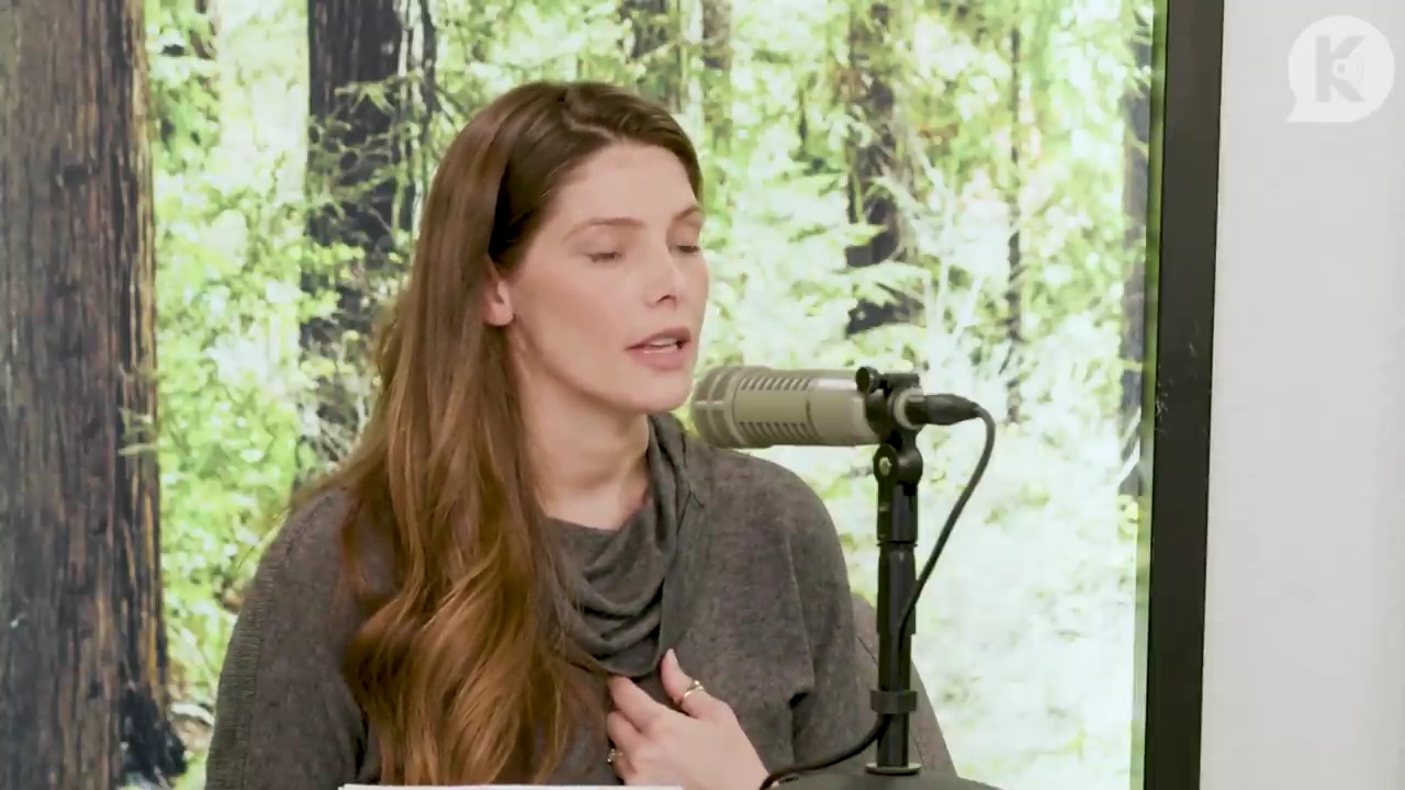 Ashley-Greene-dot-nl_TheTwilightEffect-TwilightCostumeDesignerWendyChuck2048.jpg Ashley-Greene-dot-nl_TheTwilightEffect-TwilightCostumeDesignerWendyChuck2048.jpg