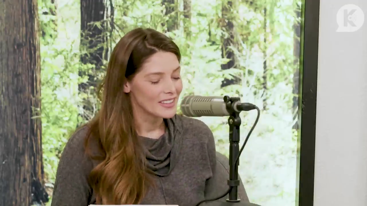 Ashley-Greene-dot-nl_TheTwilightEffect-TwilightCostumeDesignerWendyChuck2053.jpg Ashley-Greene-dot-nl_TheTwilightEffect-TwilightCostumeDesignerWendyChuck2053.jpg