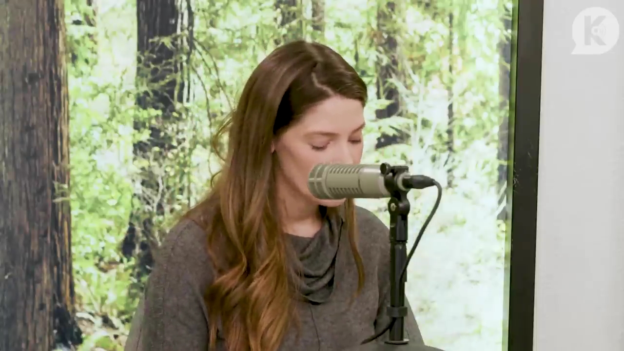 Ashley-Greene-dot-nl_TheTwilightEffect-TwilightCostumeDesignerWendyChuck2109.jpg Ashley-Greene-dot-nl_TheTwilightEffect-TwilightCostumeDesignerWendyChuck2109.jpg