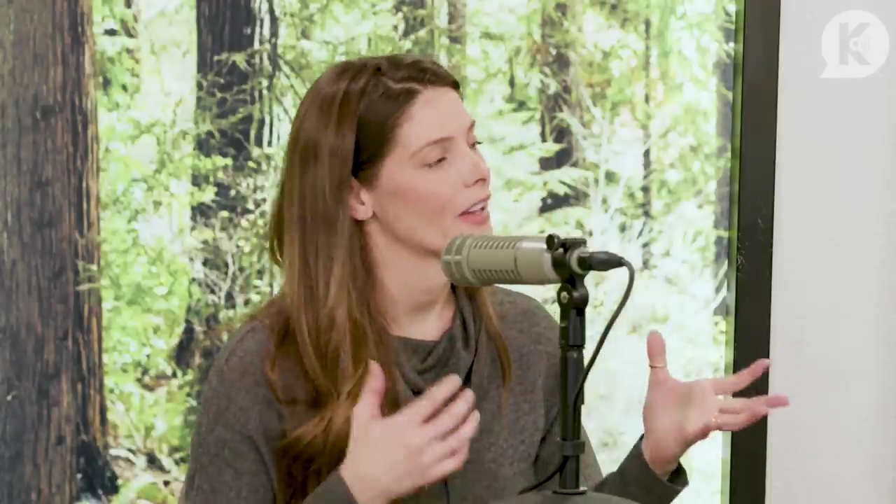 Ashley-Greene-dot-nl_TheTwilightEffect-TwilightCostumeDesignerWendyChuck2110.jpg Ashley-Greene-dot-nl_TheTwilightEffect-TwilightCostumeDesignerWendyChuck2110.jpg