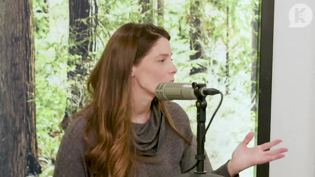 Ashley-Greene-dot-nl_TheTwilightEffect-TwilightCostumeDesignerWendyChuck2117.jpg Ashley-Greene-dot-nl_TheTwilightEffect-TwilightCostumeDesignerWendyChuck2117.jpg