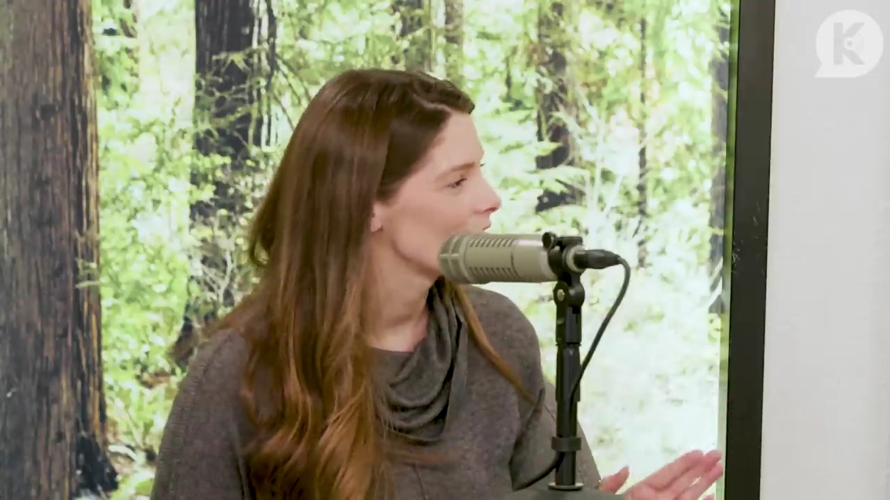 Ashley-Greene-dot-nl_TheTwilightEffect-TwilightCostumeDesignerWendyChuck2118.jpg Ashley-Greene-dot-nl_TheTwilightEffect-TwilightCostumeDesignerWendyChuck2118.jpg