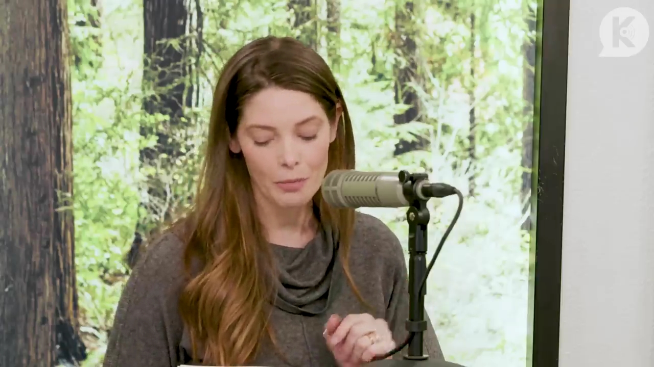 Ashley-Greene-dot-nl_TheTwilightEffect-TwilightCostumeDesignerWendyChuck2125.jpg Ashley-Greene-dot-nl_TheTwilightEffect-TwilightCostumeDesignerWendyChuck2125.jpg