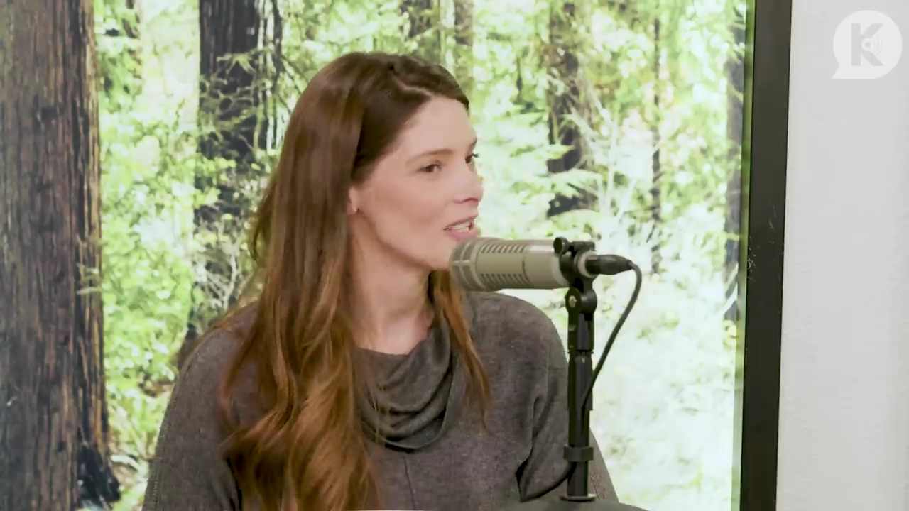 Ashley-Greene-dot-nl_TheTwilightEffect-TwilightCostumeDesignerWendyChuck2245.jpg Ashley-Greene-dot-nl_TheTwilightEffect-TwilightCostumeDesignerWendyChuck2245.jpg