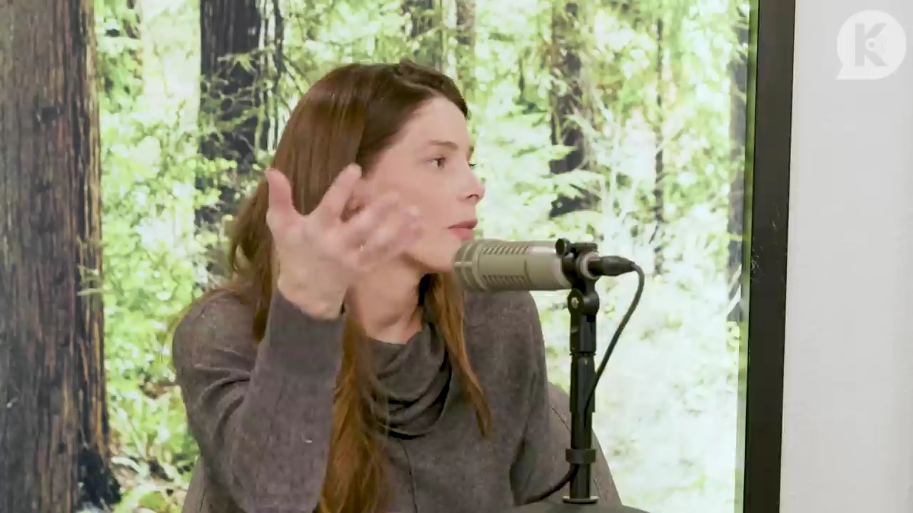 Ashley-Greene-dot-nl_TheTwilightEffect-TwilightCostumeDesignerWendyChuck2261.jpg Ashley-Greene-dot-nl_TheTwilightEffect-TwilightCostumeDesignerWendyChuck2261.jpg