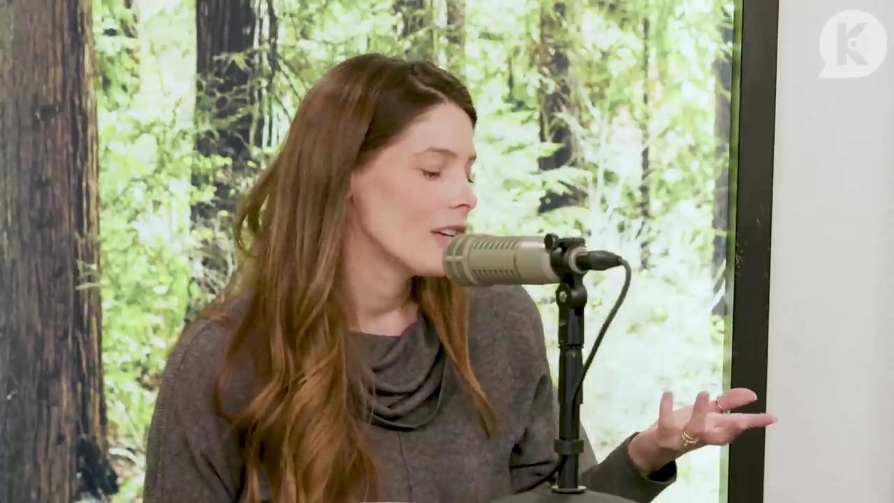 Ashley-Greene-dot-nl_TheTwilightEffect-TwilightCostumeDesignerWendyChuck2265.jpg Ashley-Greene-dot-nl_TheTwilightEffect-TwilightCostumeDesignerWendyChuck2265.jpg