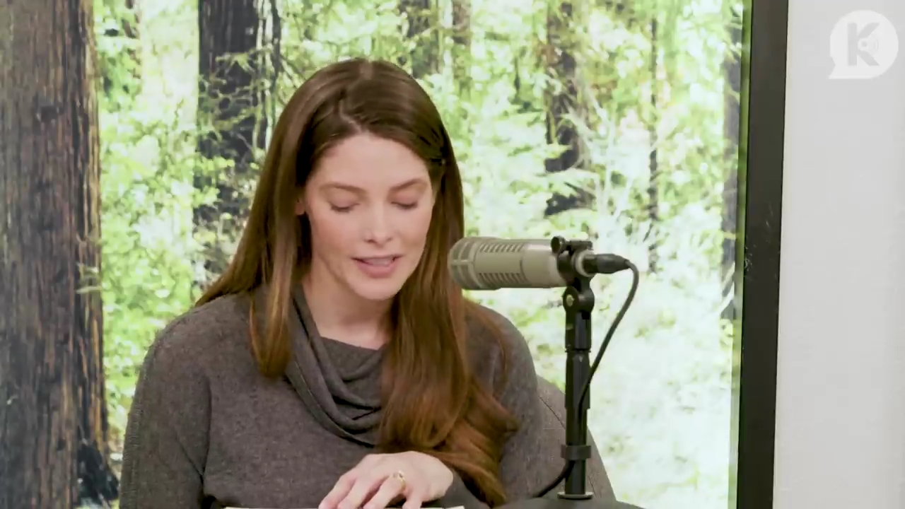 Ashley-Greene-dot-nl_TheTwilightEffect-TwilightCostumeDesignerWendyChuck2694.jpg Ashley-Greene-dot-nl_TheTwilightEffect-TwilightCostumeDesignerWendyChuck2694.jpg