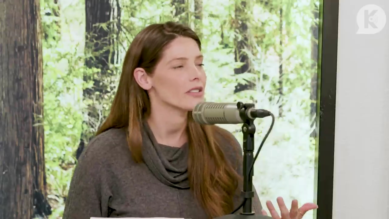 Ashley-Greene-dot-nl_TheTwilightEffect-TwilightCostumeDesignerWendyChuck2708.jpg Ashley-Greene-dot-nl_TheTwilightEffect-TwilightCostumeDesignerWendyChuck2708.jpg