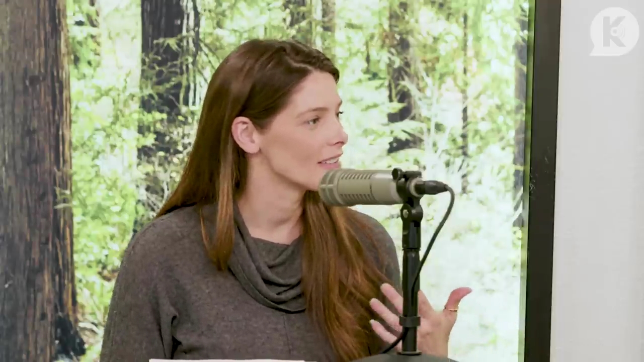 Ashley-Greene-dot-nl_TheTwilightEffect-TwilightCostumeDesignerWendyChuck2709.jpg Ashley-Greene-dot-nl_TheTwilightEffect-TwilightCostumeDesignerWendyChuck2709.jpg