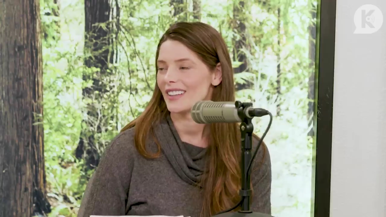 Ashley-Greene-dot-nl_TheTwilightEffect-TwilightCostumeDesignerWendyChuck2808.jpg Ashley-Greene-dot-nl_TheTwilightEffect-TwilightCostumeDesignerWendyChuck2808.jpg