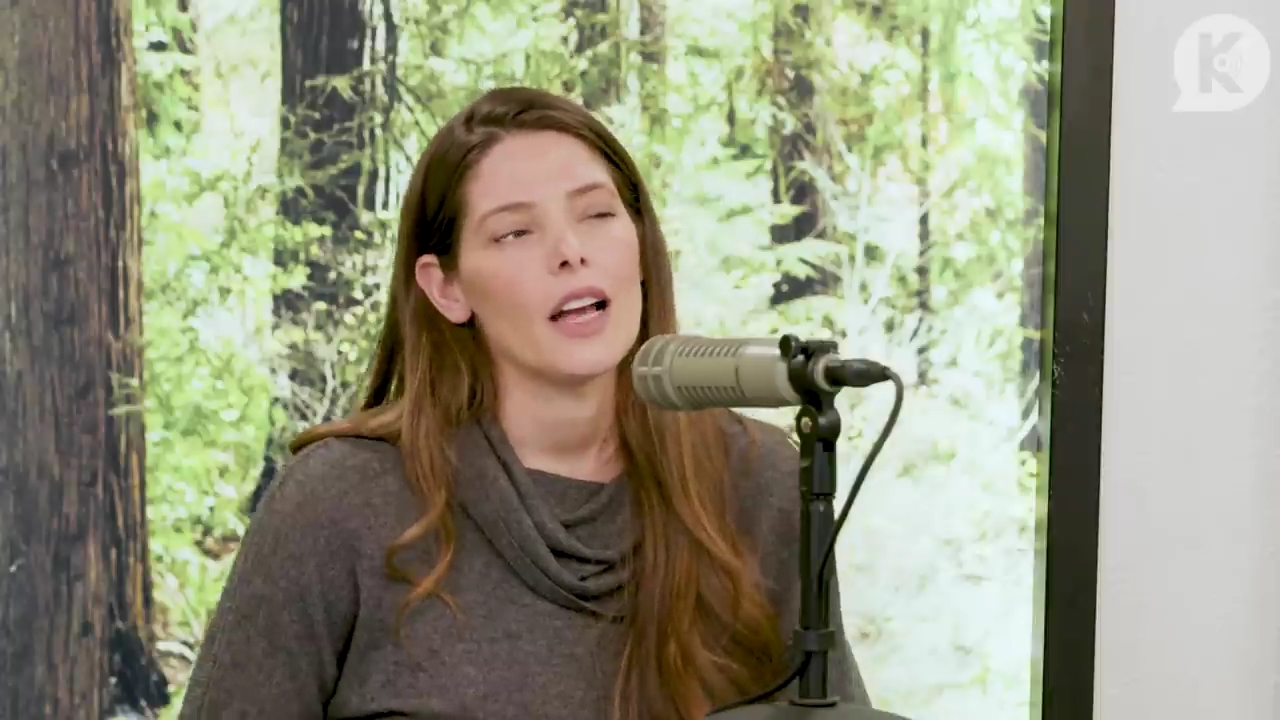 Ashley-Greene-dot-nl_TheTwilightEffect-TwilightCostumeDesignerWendyChuck2970.jpg Ashley-Greene-dot-nl_TheTwilightEffect-TwilightCostumeDesignerWendyChuck2970.jpg