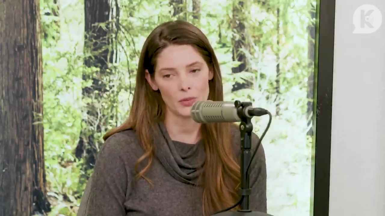 Ashley-Greene-dot-nl_TheTwilightEffect-TwilightCostumeDesignerWendyChuck2983.jpg Ashley-Greene-dot-nl_TheTwilightEffect-TwilightCostumeDesignerWendyChuck2983.jpg