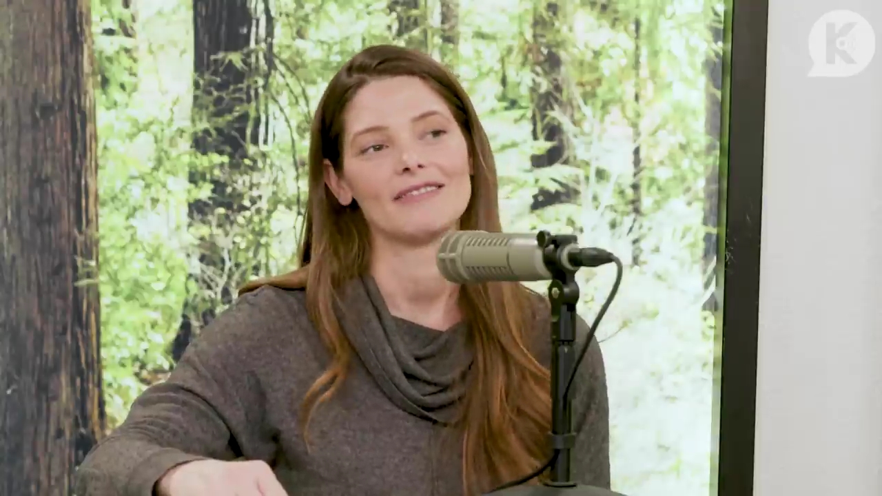 Ashley-Greene-dot-nl_TheTwilightEffect-TwilightCostumeDesignerWendyChuck3000.jpg Ashley-Greene-dot-nl_TheTwilightEffect-TwilightCostumeDesignerWendyChuck3000.jpg