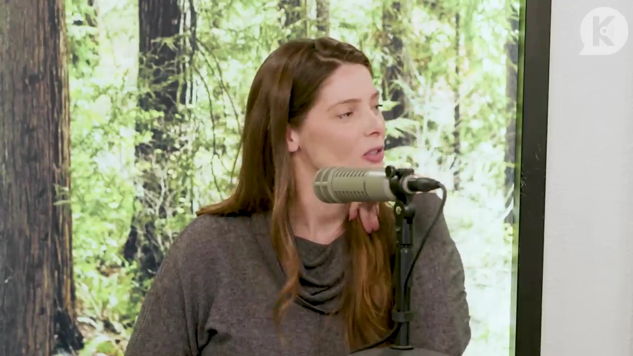 Ashley-Greene-dot-nl_TheTwilightEffect-TwilightCostumeDesignerWendyChuck3029.jpg Ashley-Greene-dot-nl_TheTwilightEffect-TwilightCostumeDesignerWendyChuck3029.jpg