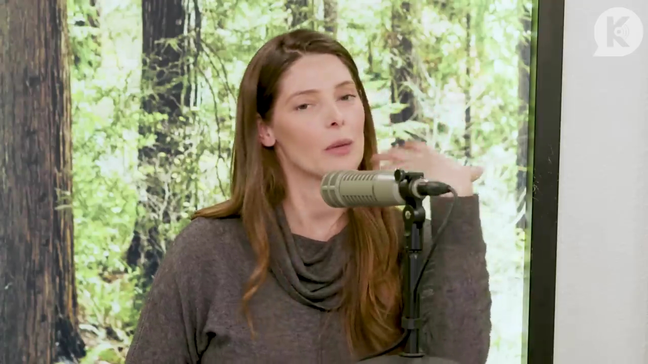 Ashley-Greene-dot-nl_TheTwilightEffect-TwilightCostumeDesignerWendyChuck3031.jpg Ashley-Greene-dot-nl_TheTwilightEffect-TwilightCostumeDesignerWendyChuck3031.jpg