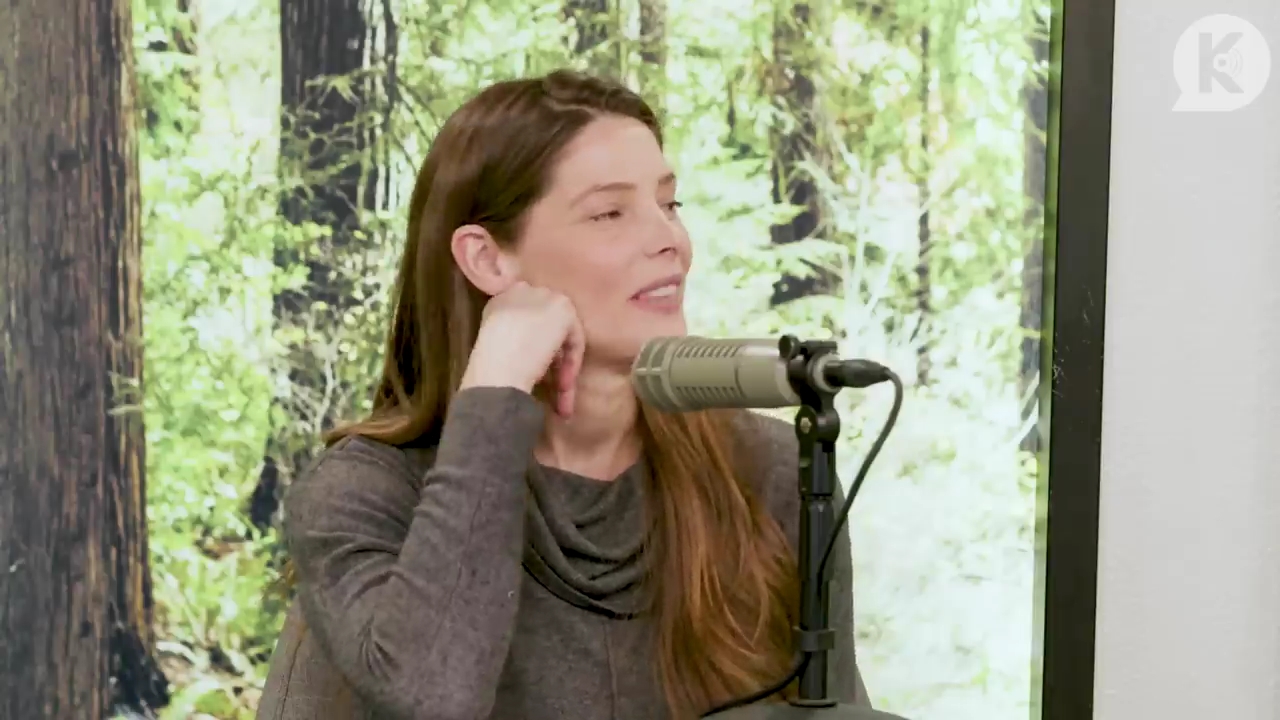 Ashley-Greene-dot-nl_TheTwilightEffect-TwilightCostumeDesignerWendyChuck3076.jpg Ashley-Greene-dot-nl_TheTwilightEffect-TwilightCostumeDesignerWendyChuck3076.jpg