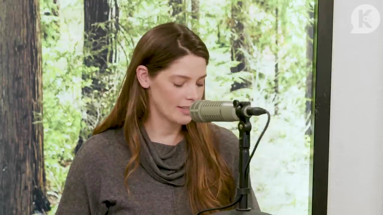 Ashley-Greene-dot-nl_TheTwilightEffect-TwilightCostumeDesignerWendyChuck3083.jpg Ashley-Greene-dot-nl_TheTwilightEffect-TwilightCostumeDesignerWendyChuck3083.jpg