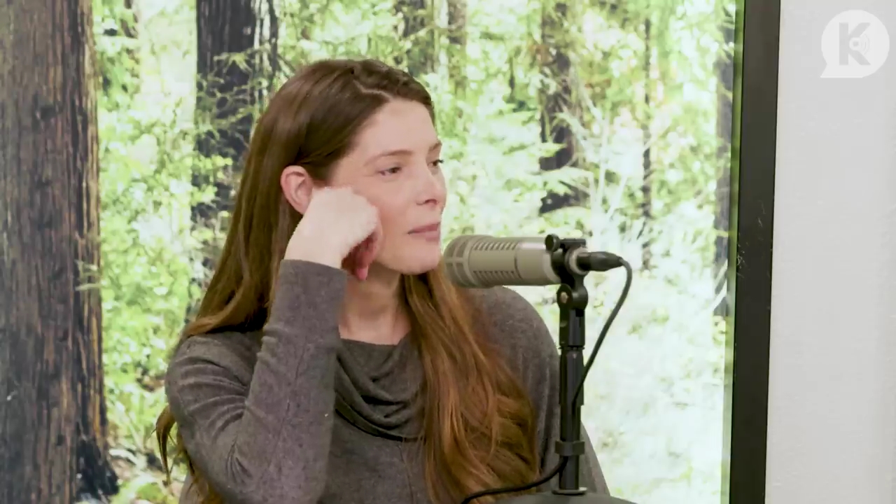 Ashley-Greene-dot-nl_TheTwilightEffect-TwilightCostumeDesignerWendyChuck3111.jpg Ashley-Greene-dot-nl_TheTwilightEffect-TwilightCostumeDesignerWendyChuck3111.jpg