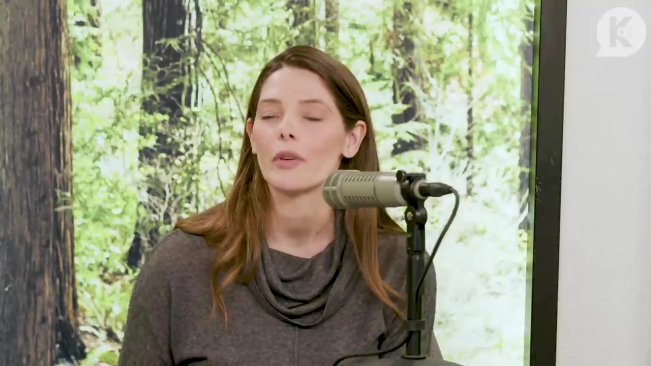 Ashley-Greene-dot-nl_TheTwilightEffect-TwilightCostumeDesignerWendyChuck3268.jpg Ashley-Greene-dot-nl_TheTwilightEffect-TwilightCostumeDesignerWendyChuck3268.jpg