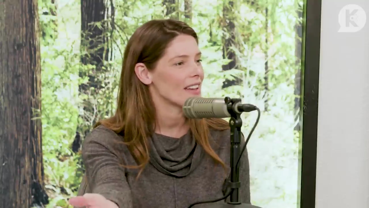 Ashley-Greene-dot-nl_TheTwilightEffect-TwilightCostumeDesignerWendyChuck3291.jpg Ashley-Greene-dot-nl_TheTwilightEffect-TwilightCostumeDesignerWendyChuck3291.jpg