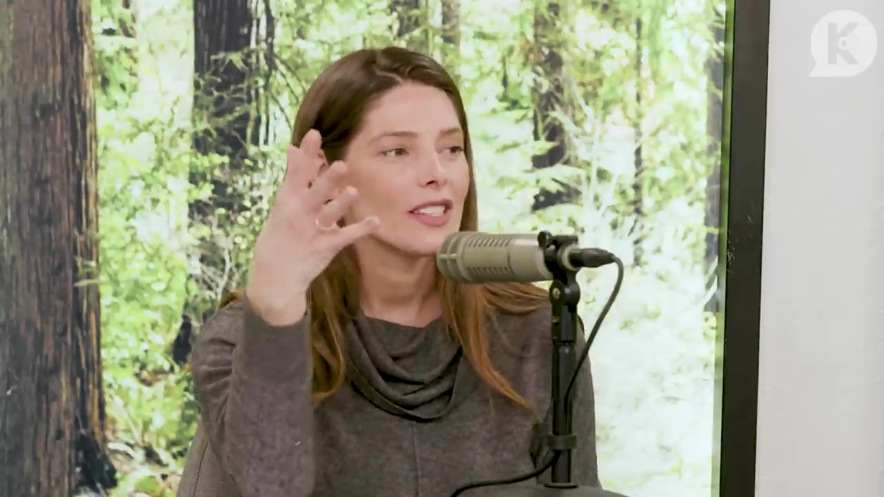 Ashley-Greene-dot-nl_TheTwilightEffect-TwilightCostumeDesignerWendyChuck3293.jpg Ashley-Greene-dot-nl_TheTwilightEffect-TwilightCostumeDesignerWendyChuck3293.jpg