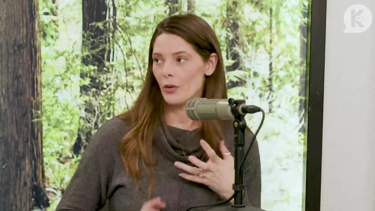 Ashley-Greene-dot-nl_TheTwilightEffect-TwilightCostumeDesignerWendyChuck3775.jpg Ashley-Greene-dot-nl_TheTwilightEffect-TwilightCostumeDesignerWendyChuck3775.jpg