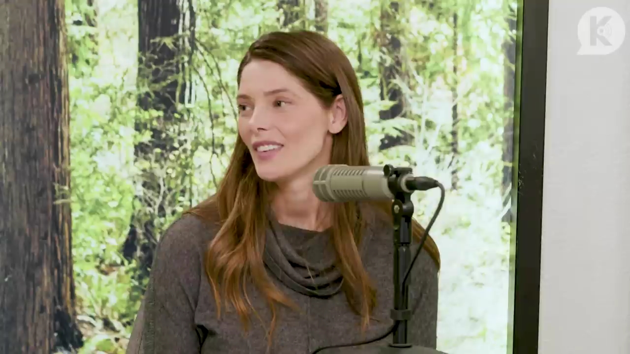 Ashley-Greene-dot-nl_TheTwilightEffect-TwilightCostumeDesignerWendyChuck3815.jpg Ashley-Greene-dot-nl_TheTwilightEffect-TwilightCostumeDesignerWendyChuck3815.jpg