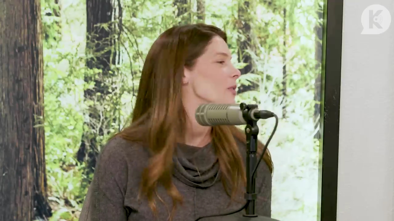 Ashley-Greene-dot-nl_TheTwilightEffect-TwilightCostumeDesignerWendyChuck3827.jpg Ashley-Greene-dot-nl_TheTwilightEffect-TwilightCostumeDesignerWendyChuck3827.jpg