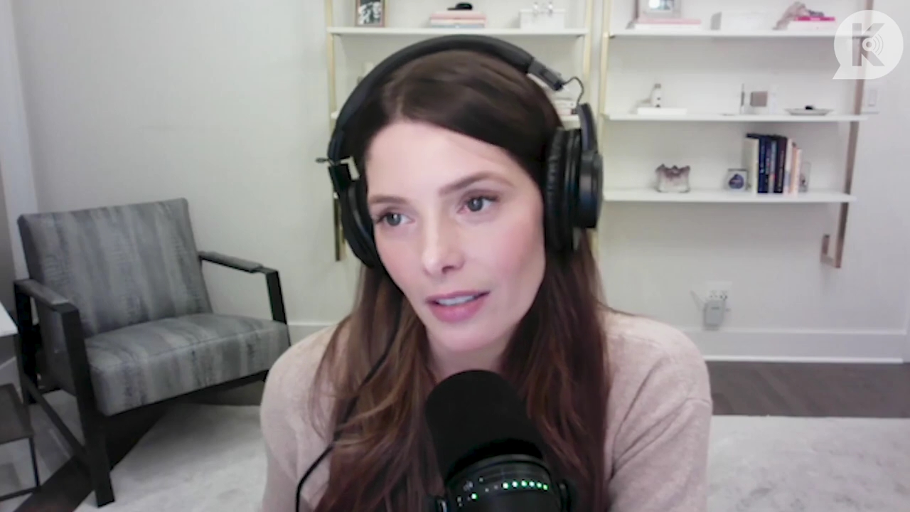 Ashley-Greene-dot-nl_TheTwilightEffect-Finale2MidnightSunandStorytellers0164.jpg