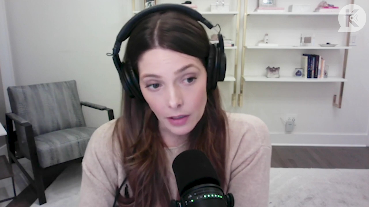 Ashley-Greene-dot-nl_TheTwilightEffect-Finale2MidnightSunandStorytellers0313.jpg Ashley-Greene-dot-nl_TheTwilightEffect-Finale2MidnightSunandStorytellers0313.jpg