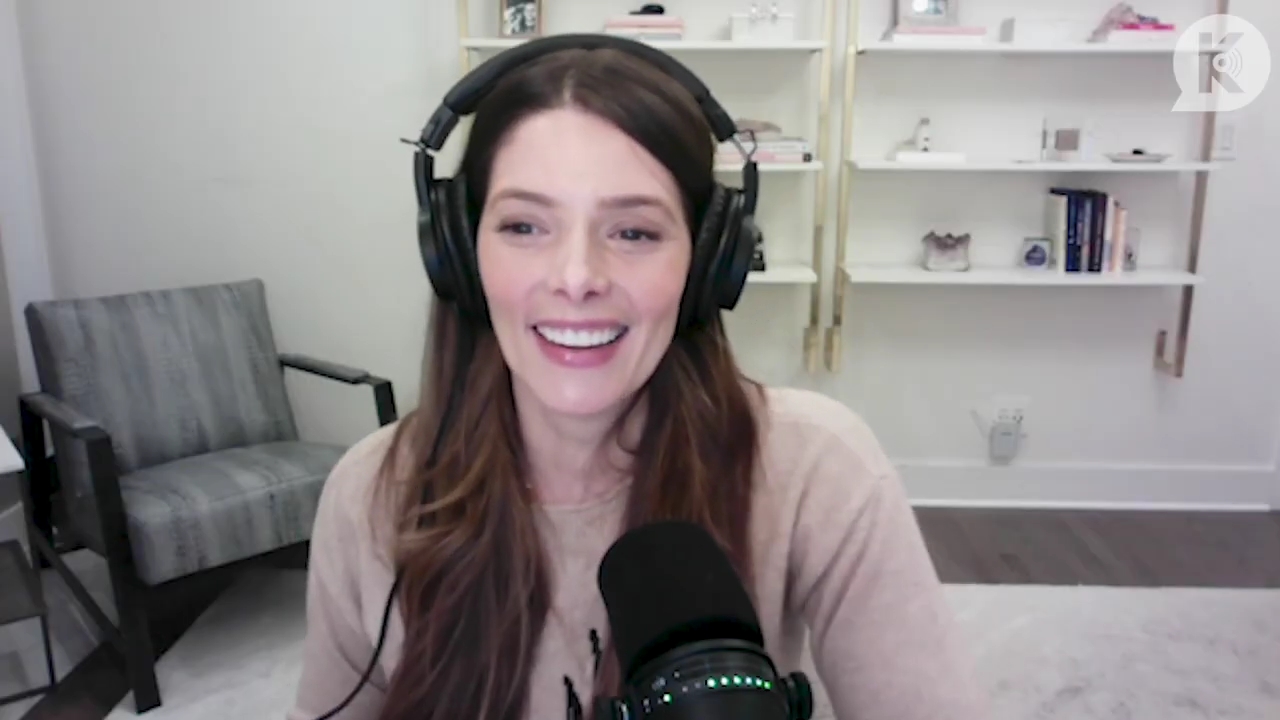 Ashley-Greene-dot-nl_TheTwilightEffect-Finale2MidnightSunandStorytellers0401.jpg Ashley-Greene-dot-nl_TheTwilightEffect-Finale2MidnightSunandStorytellers0401.jpg