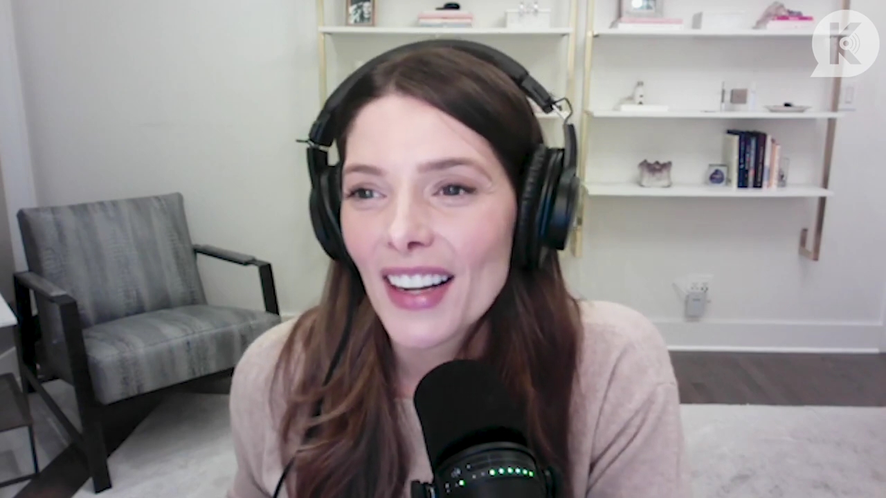 Ashley-Greene-dot-nl_TheTwilightEffect-Finale2MidnightSunandStorytellers0403.jpg Ashley-Greene-dot-nl_TheTwilightEffect-Finale2MidnightSunandStorytellers0403.jpg